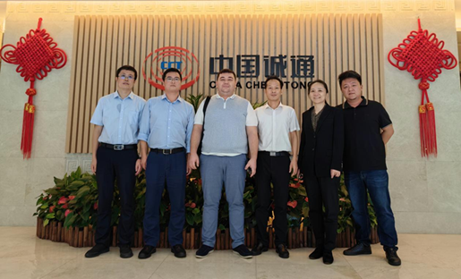 UZTRADE公司YULDASHEV先生來訪我司